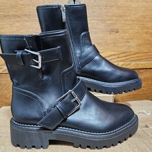 NWT Black Buckle Boots Nordstrom Rack Size 5 Never Worn Chelsea Combat Biker